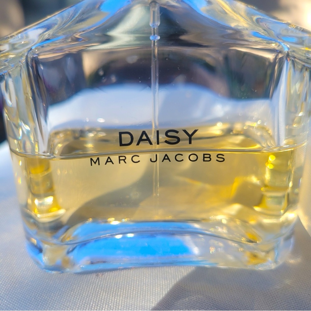 Genuine Marc Jacob’s Daisy Perfume